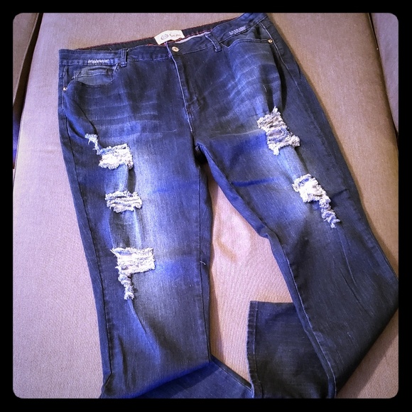 L&B plus size distressed jeans - Picture 1 of 7